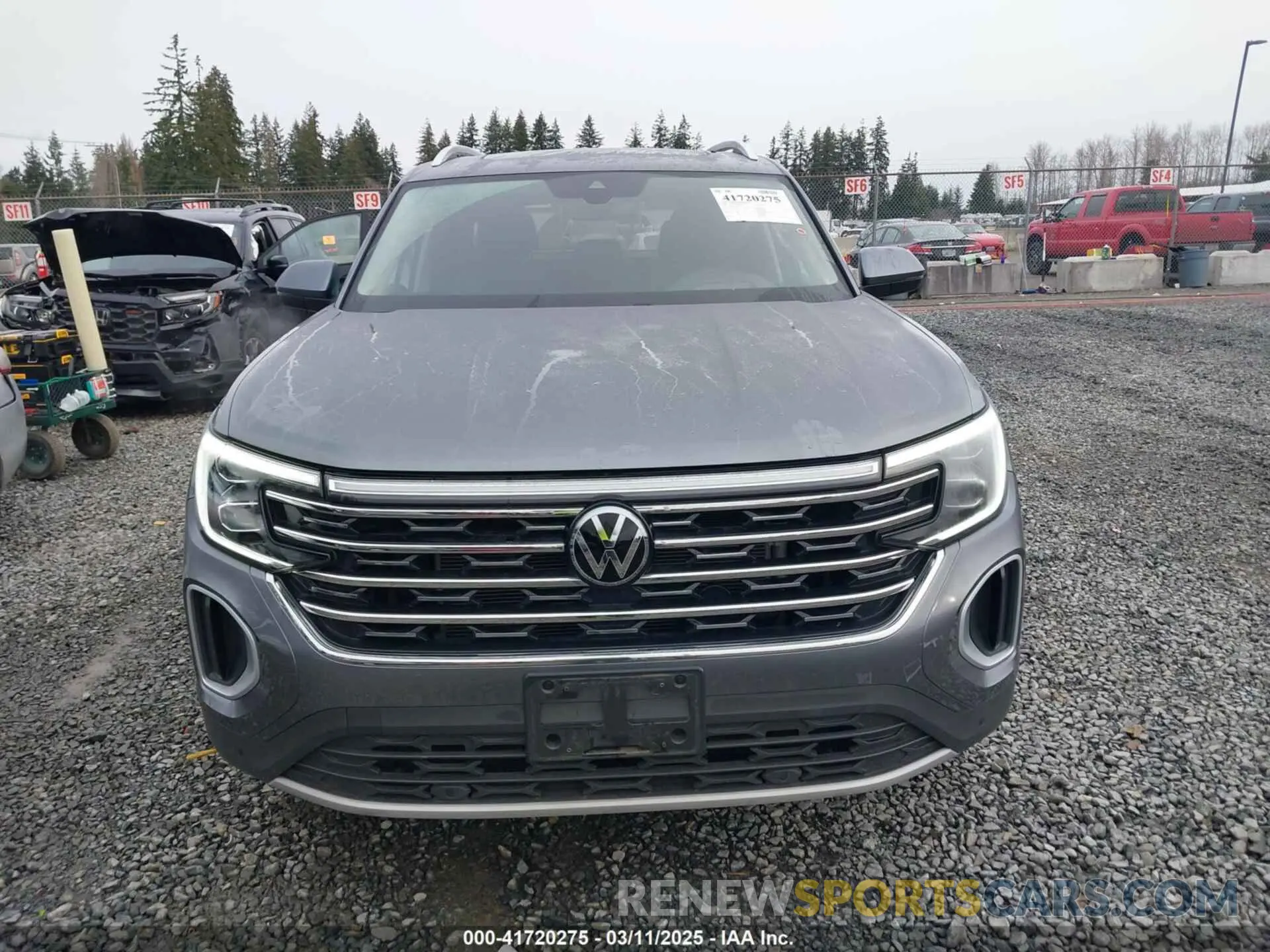 12 fotografías del automóvil dañado 1V2BR2CA2RC519219 VOLKSWAGEN ATLAS 2024