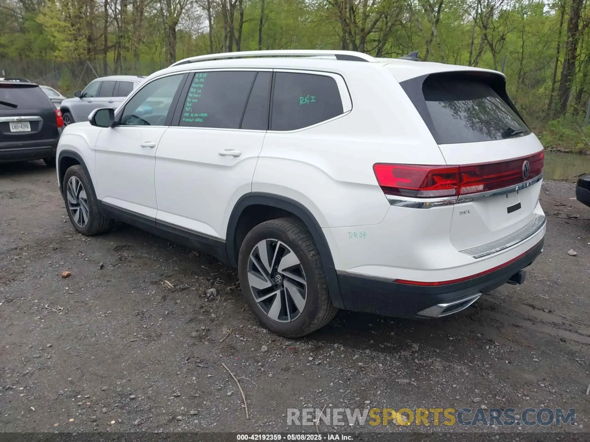 3 fotografías del automóvil dañado 1V2BR2CA5RC549542 VOLKSWAGEN ATLAS 2024