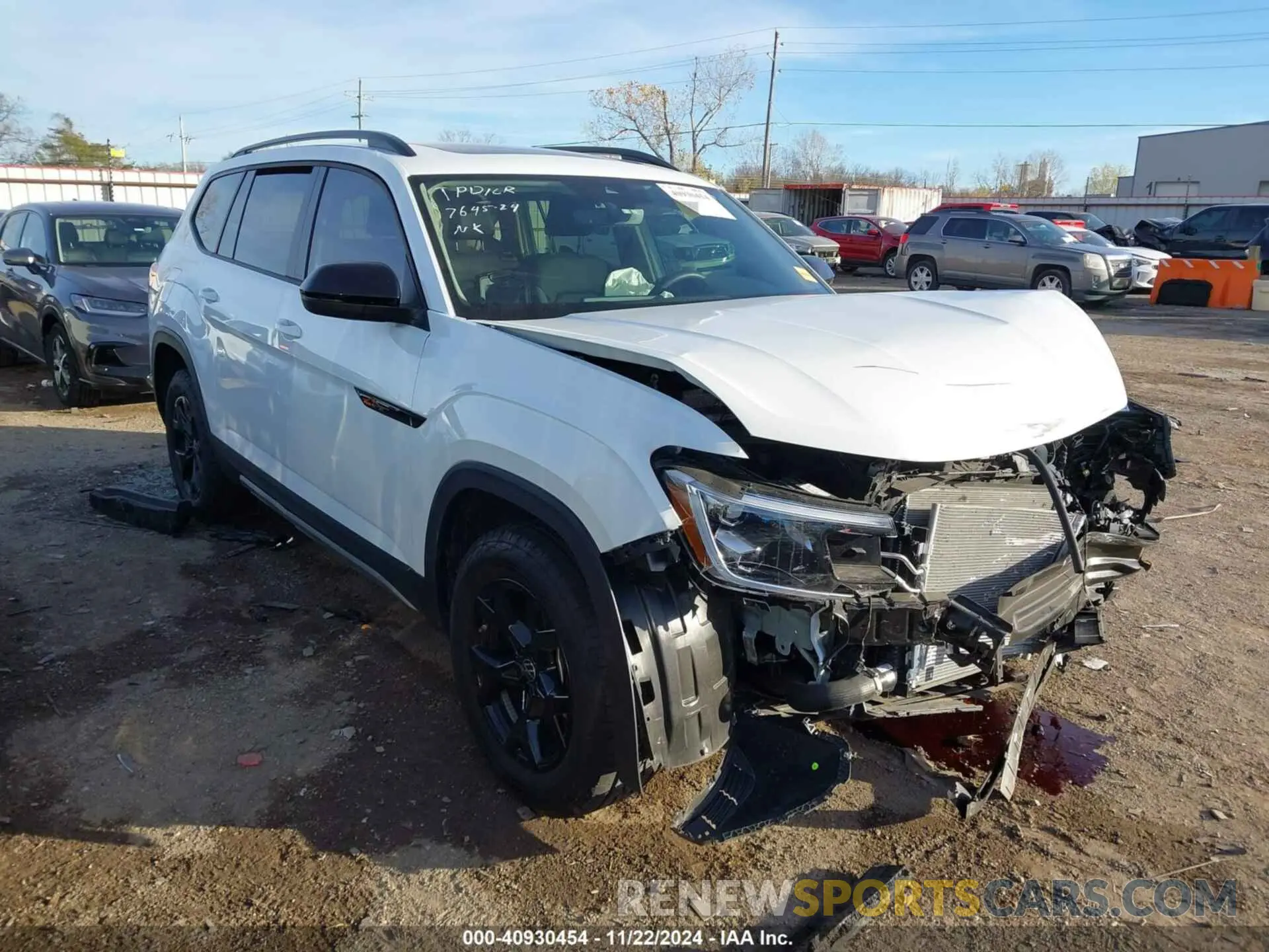 1 fotografías del automóvil dañado 1V2CR2CA0RC601261 VOLKSWAGEN ATLAS 2024
