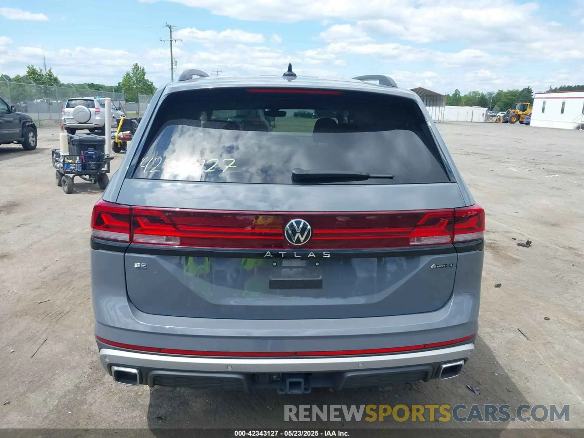 16 fotografías del automóvil dañado 1V2CR2CA8RC561771 VOLKSWAGEN ATLAS 2024