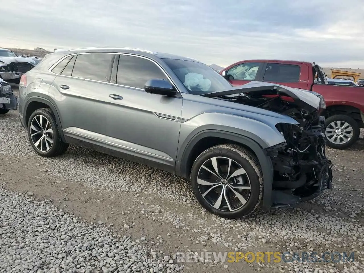 4 fotografías del automóvil dañado 1V2FE2CA3RC215426 VOLKSWAGEN ATLAS 2024