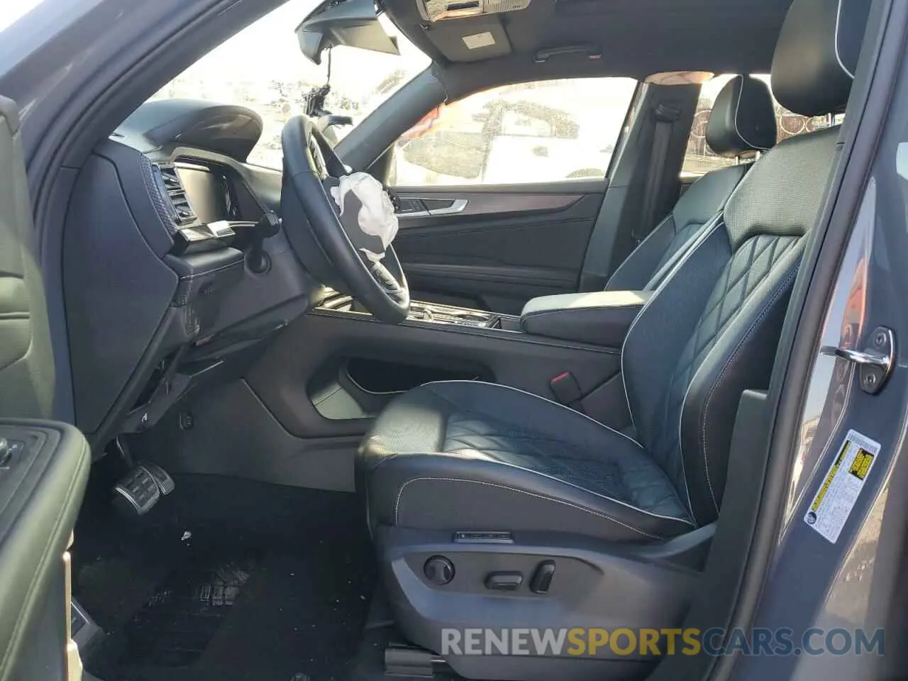 7 fotografías del automóvil dañado 1V2FE2CA4RC251030 VOLKSWAGEN ATLAS 2024
