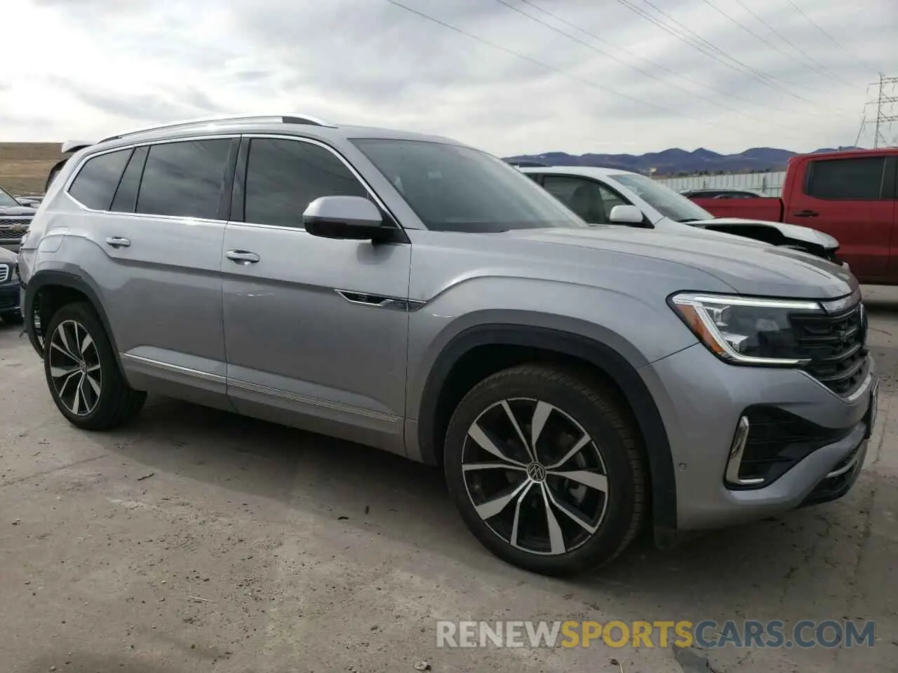 4 fotografías del automóvil dañado 1V2FR2CA0RC506695 VOLKSWAGEN ATLAS 2024