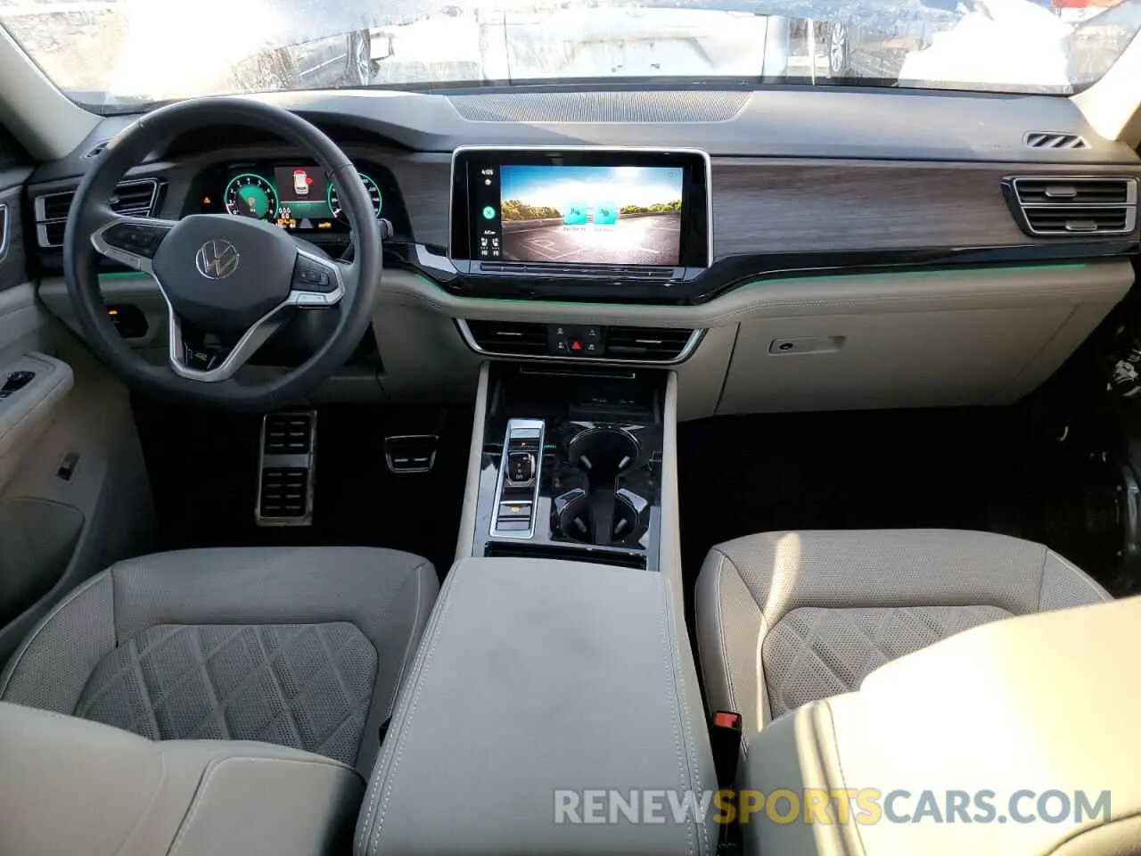 8 fotografías del automóvil dañado 1V2FR2CA2RC541545 VOLKSWAGEN ATLAS 2024