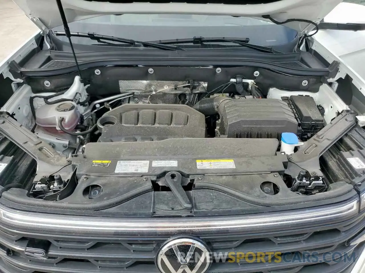 11 fotografías del automóvil dañado 1V2FR2CA3RC574070 VOLKSWAGEN ATLAS 2024