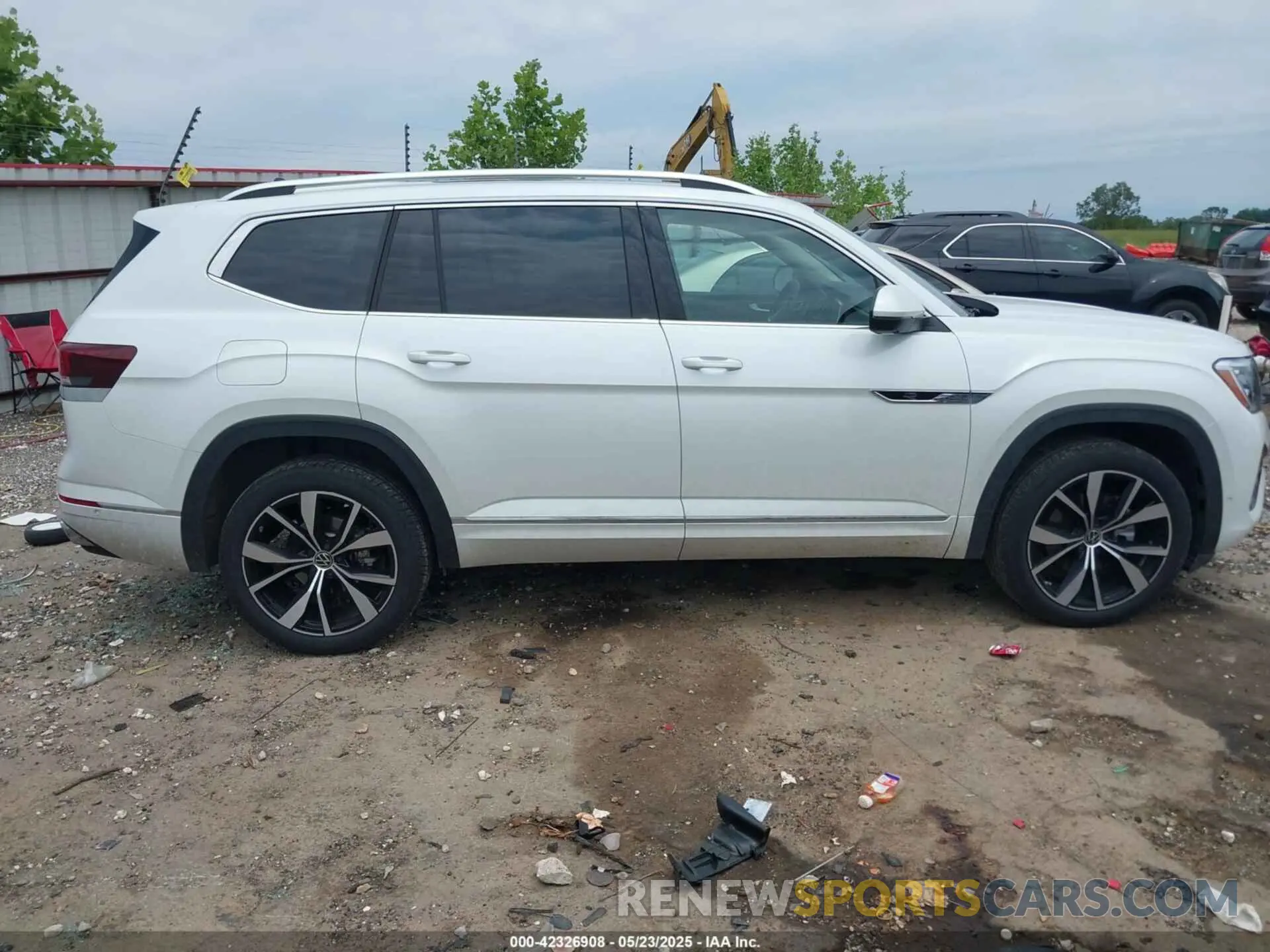 13 fotografías del automóvil dañado 1V2FR2CA7RC598307 VOLKSWAGEN ATLAS 2024