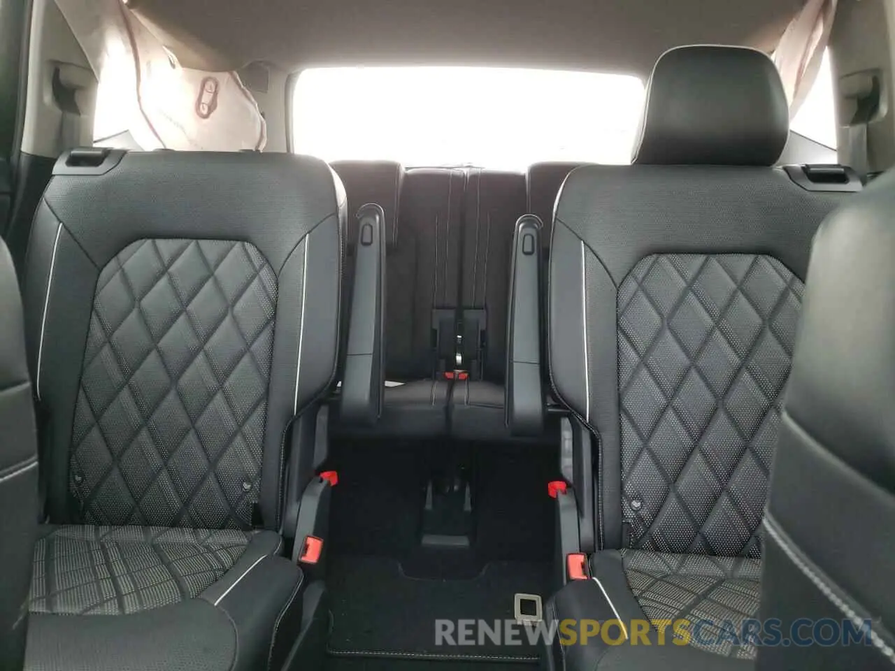 10 fotografías del automóvil dañado 1V2FR2CA8RC516083 VOLKSWAGEN ATLAS 2024