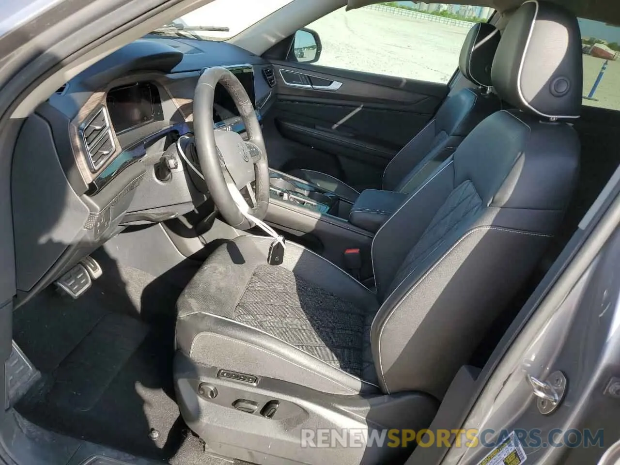 7 fotografías del automóvil dañado 1V2FR2CA9RC520336 VOLKSWAGEN ATLAS 2024