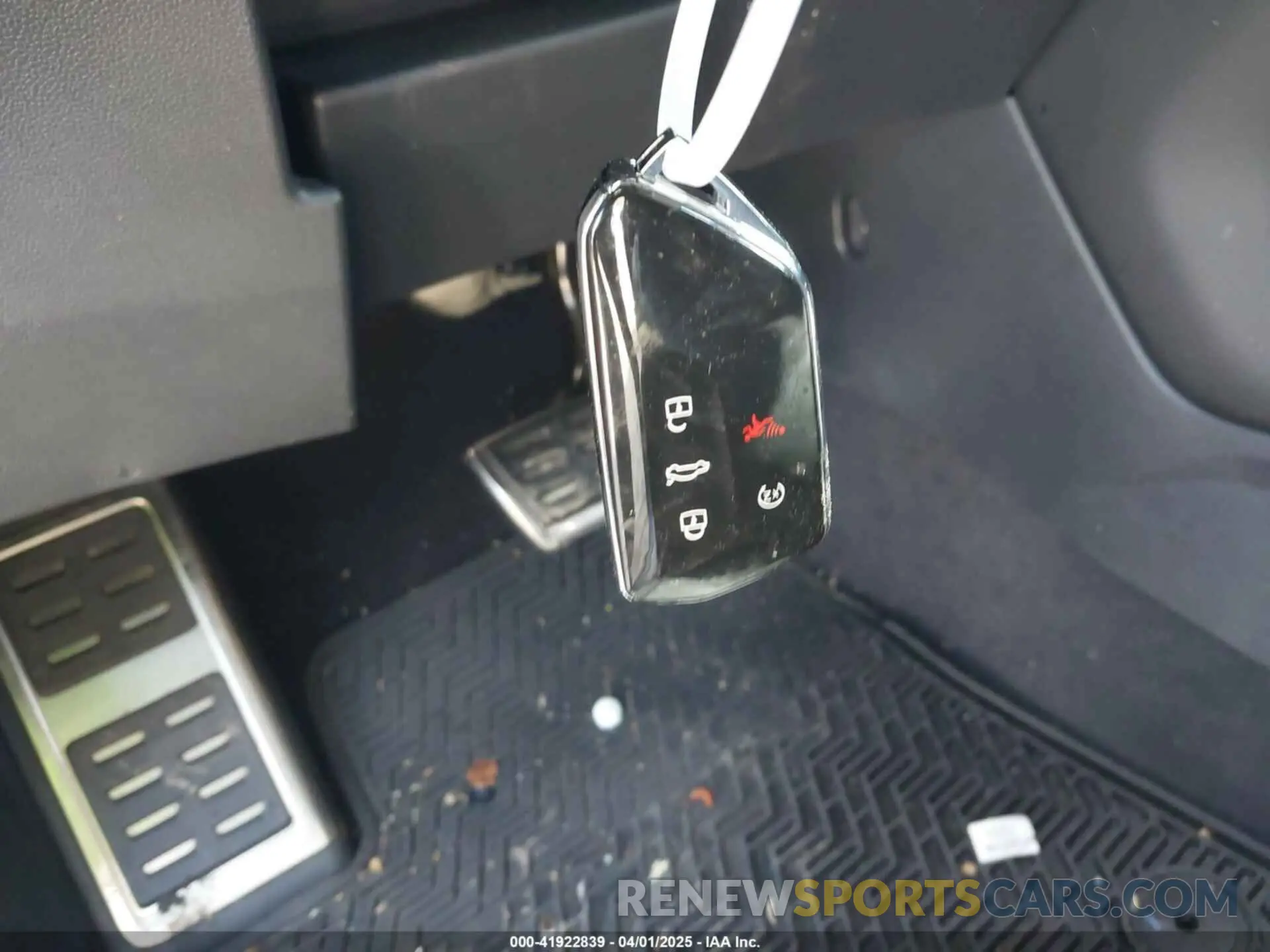 11 fotografías del automóvil dañado 1V2FR2CAXRC524508 VOLKSWAGEN ATLAS 2024