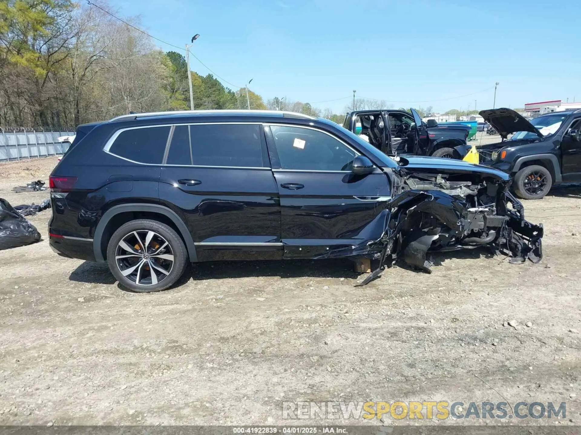 13 fotografías del automóvil dañado 1V2FR2CAXRC524508 VOLKSWAGEN ATLAS 2024