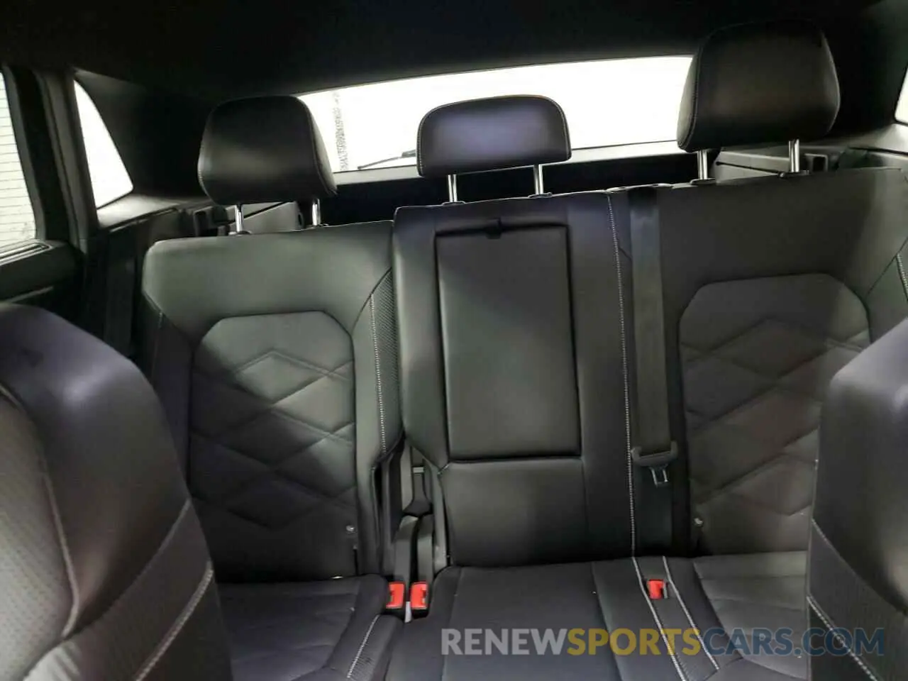 10 fotografías del automóvil dañado 1V2HE2CA2RC231772 VOLKSWAGEN ATLAS 2024