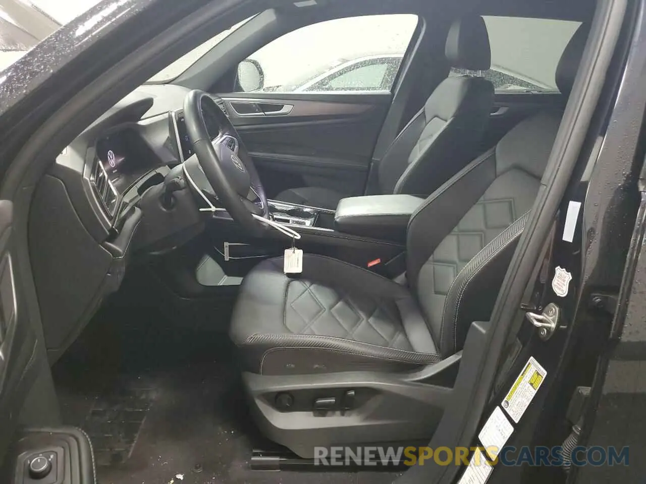 7 fotografías del automóvil dañado 1V2HE2CA2RC231772 VOLKSWAGEN ATLAS 2024