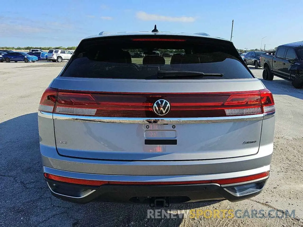 6 fotografías del automóvil dañado 1V2HE2CA3RC219047 VOLKSWAGEN ATLAS 2024
