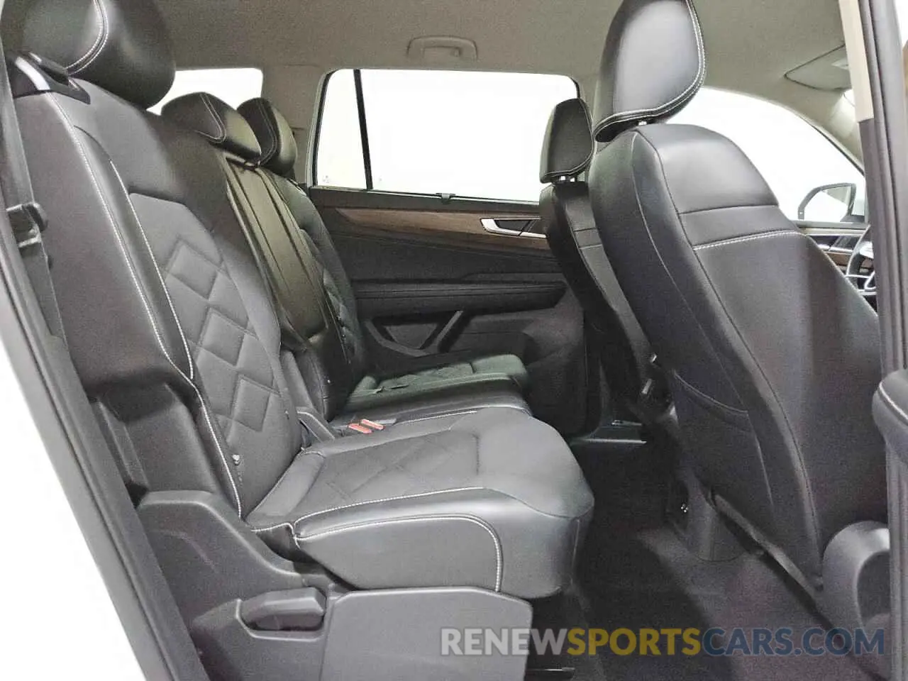 11 fotografías del automóvil dañado 1V2HR2CA1RC546860 VOLKSWAGEN ATLAS 2024