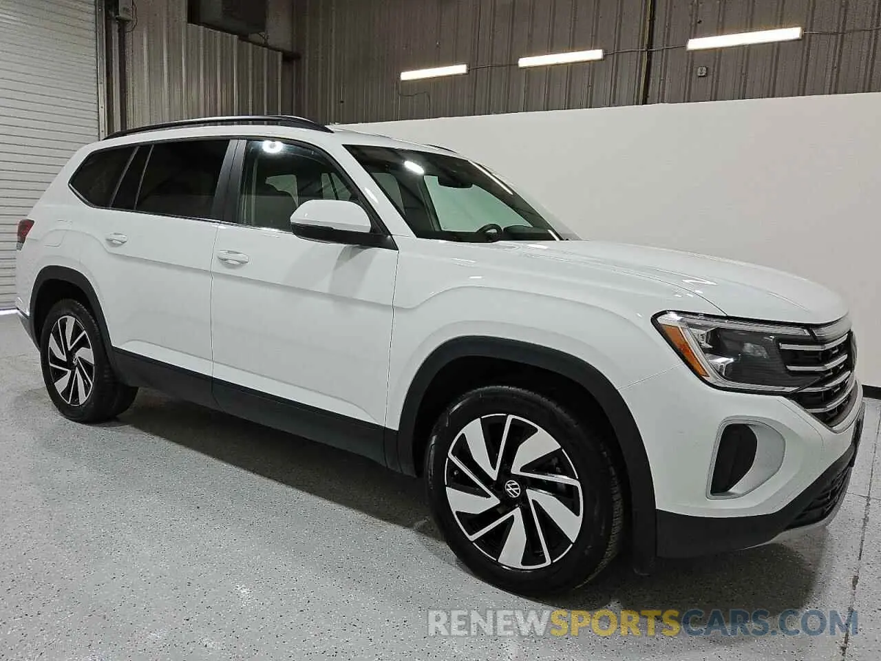 4 fotografías del automóvil dañado 1V2HR2CA1RC546860 VOLKSWAGEN ATLAS 2024
