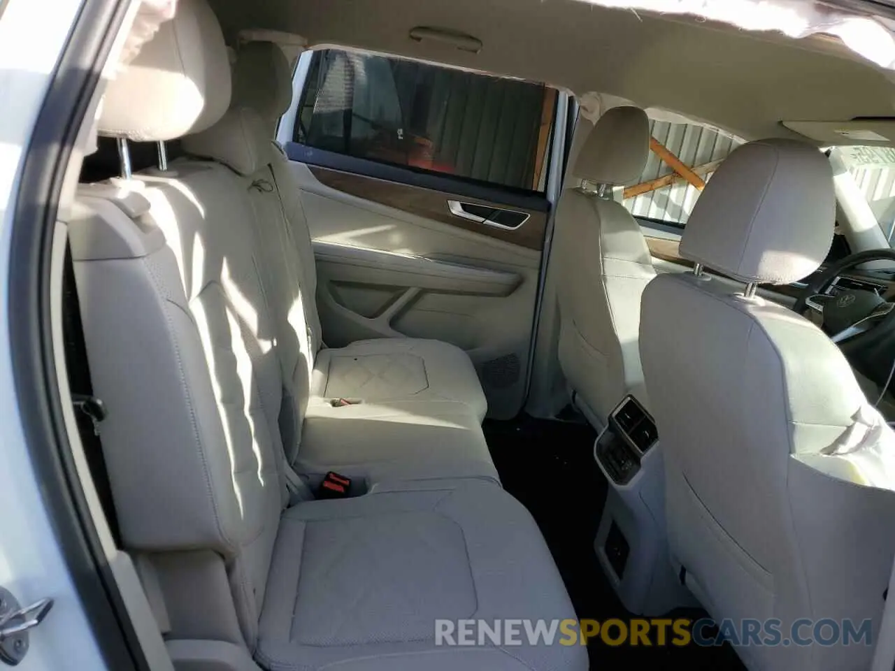 11 fotografías del automóvil dañado 1V2HR2CA5RC503770 VOLKSWAGEN ATLAS 2024