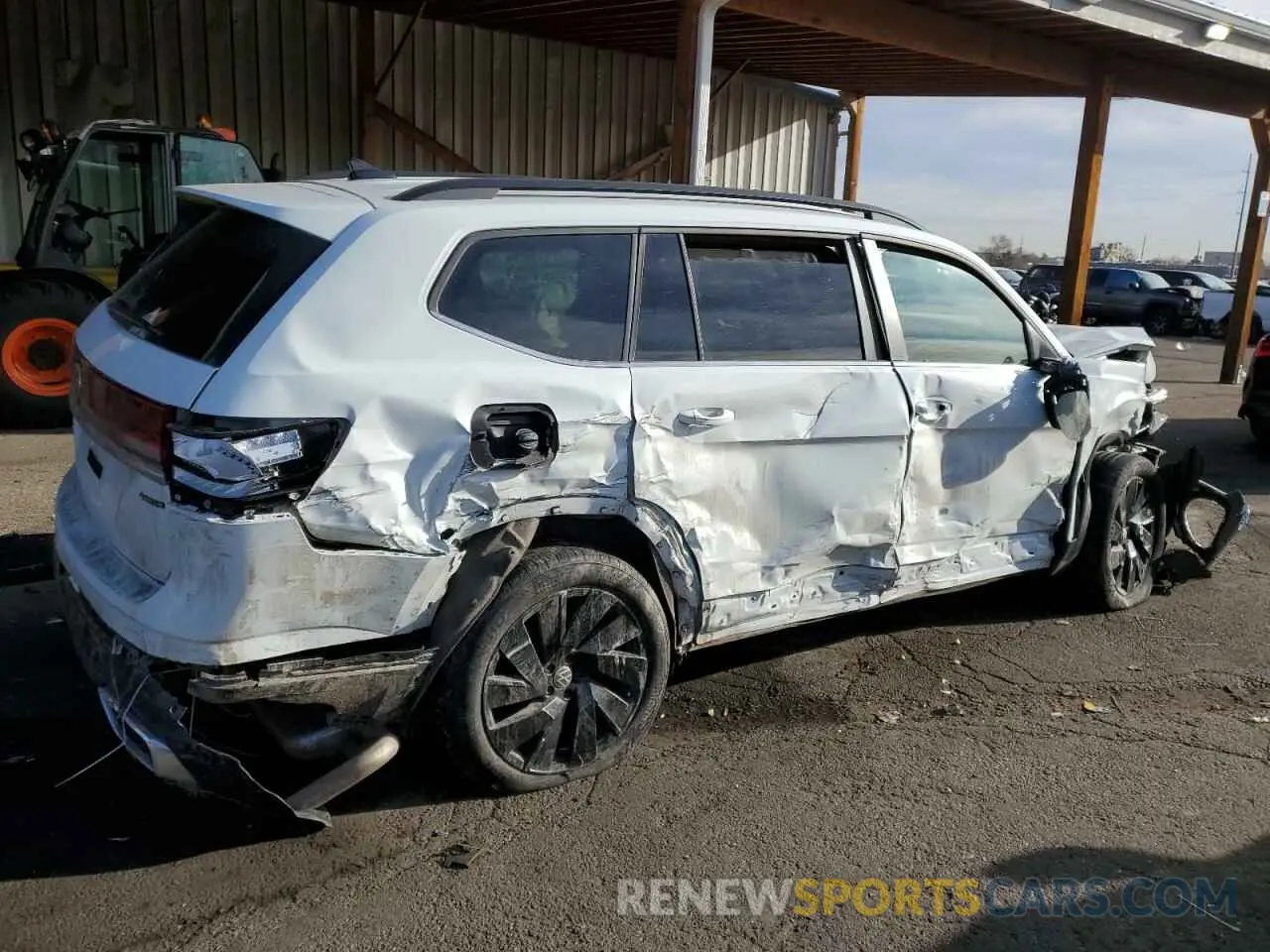3 fotografías del automóvil dañado 1V2HR2CA5RC503770 VOLKSWAGEN ATLAS 2024