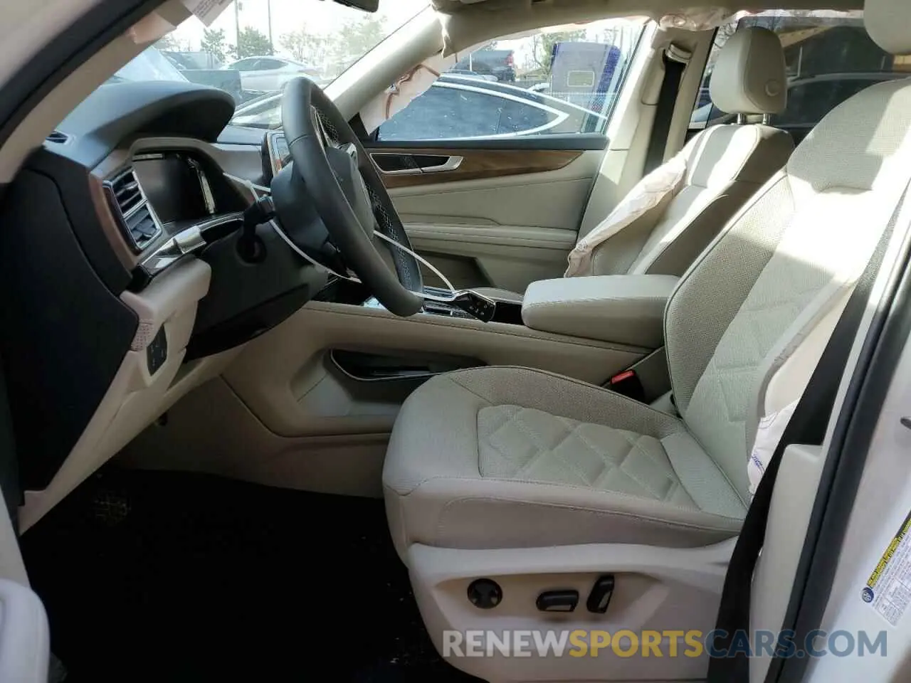7 fotografías del automóvil dañado 1V2HR2CA5RC503770 VOLKSWAGEN ATLAS 2024