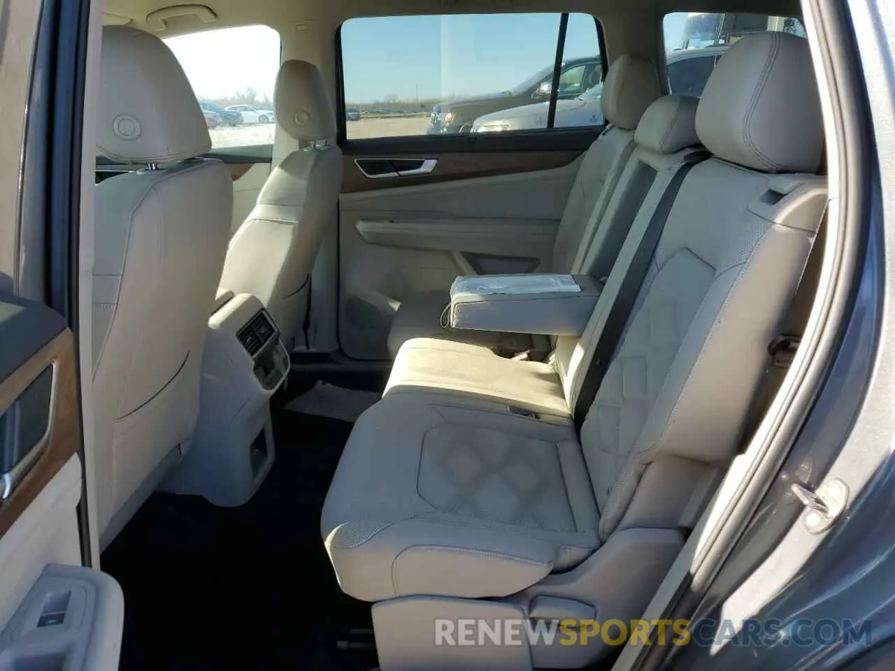 11 fotografías del automóvil dañado 1V2HR2CA5RC602976 VOLKSWAGEN ATLAS 2024