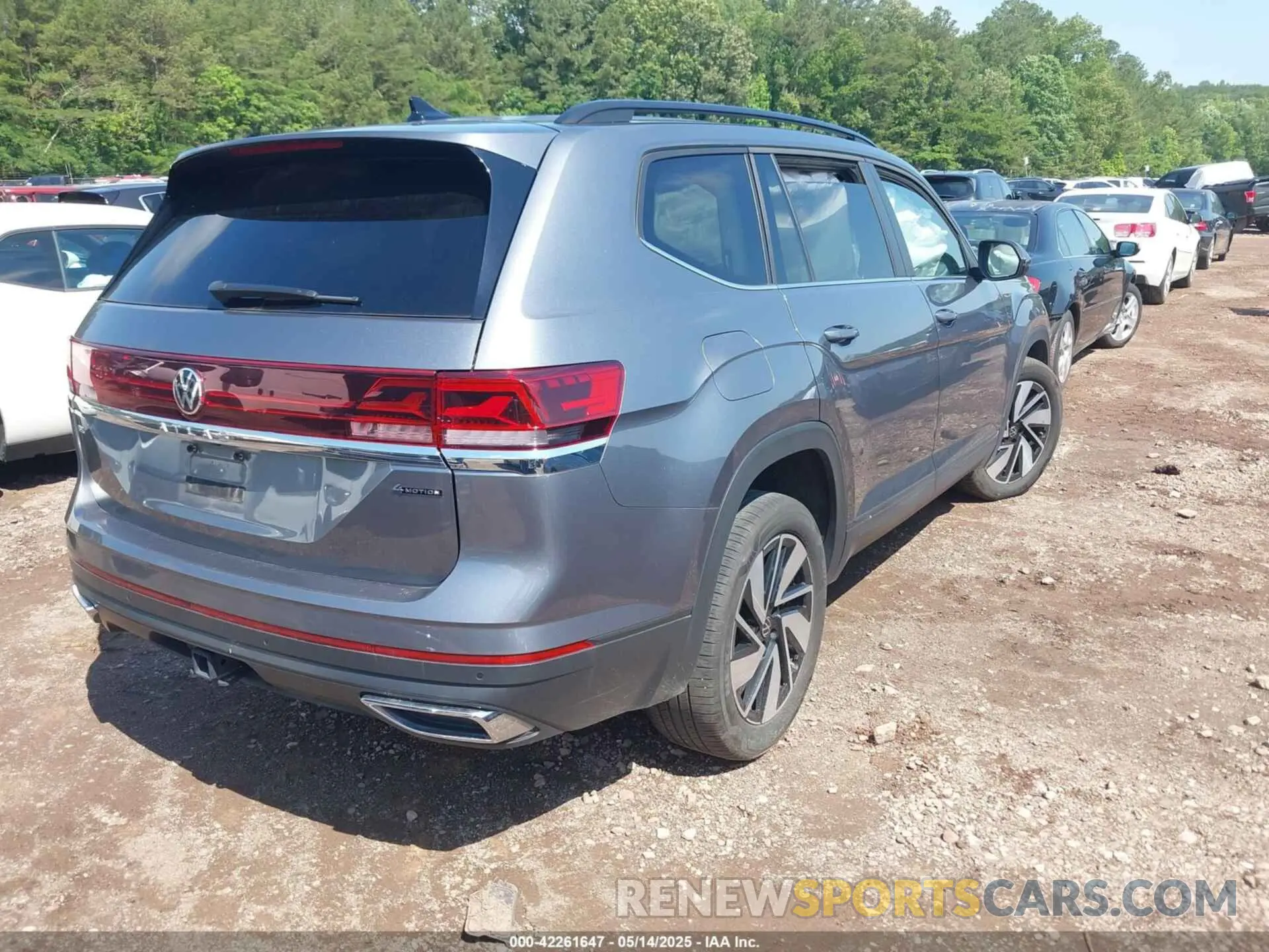 4 fotografías del automóvil dañado 1V2HR2CA8RC535094 VOLKSWAGEN ATLAS 2024