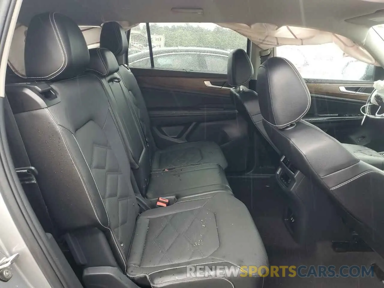11 fotografías del automóvil dañado 1V2HR2CAXRC525442 VOLKSWAGEN ATLAS 2024