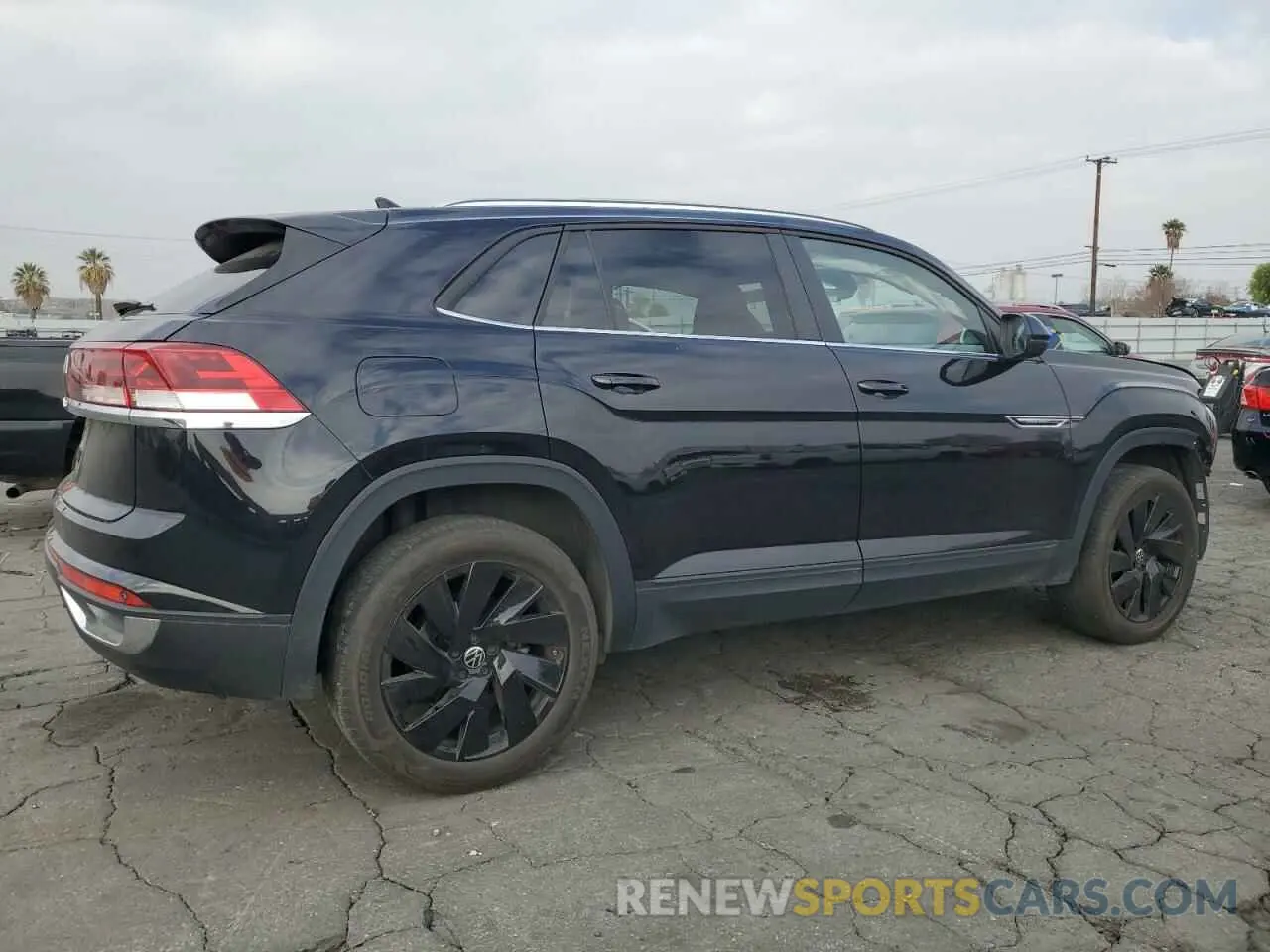 3 fotografías del automóvil dañado 1V2JE2CA0RC205818 VOLKSWAGEN ATLAS 2024