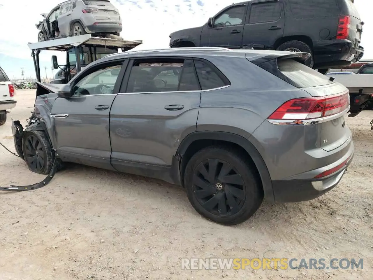 2 fotografías del automóvil dañado 1V2JE2CA9RC218003 VOLKSWAGEN ATLAS 2024