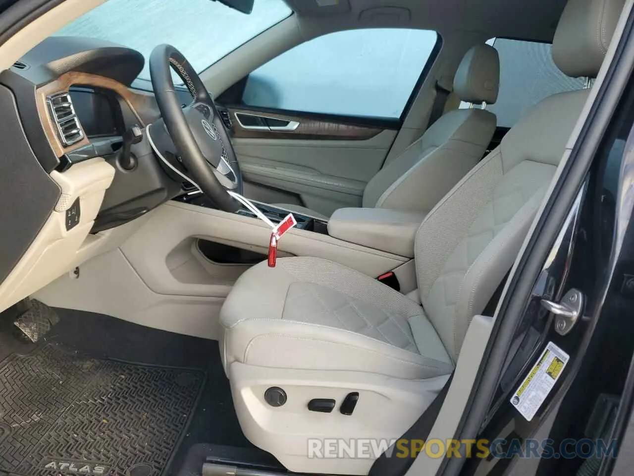 7 fotografías del automóvil dañado 1V2JR2CA0RC514628 VOLKSWAGEN ATLAS 2024