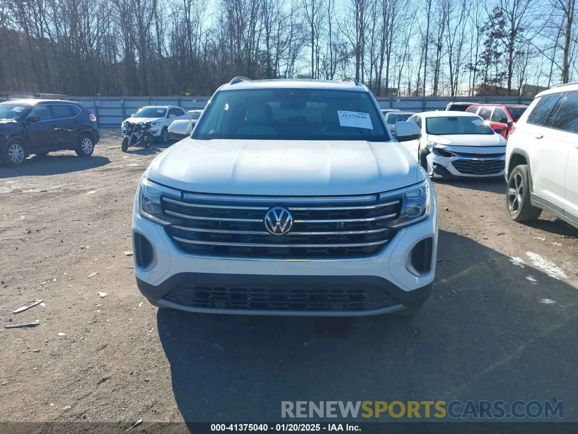 12 fotografías del automóvil dañado 1V2JR2CA1RC579472 VOLKSWAGEN ATLAS 2024