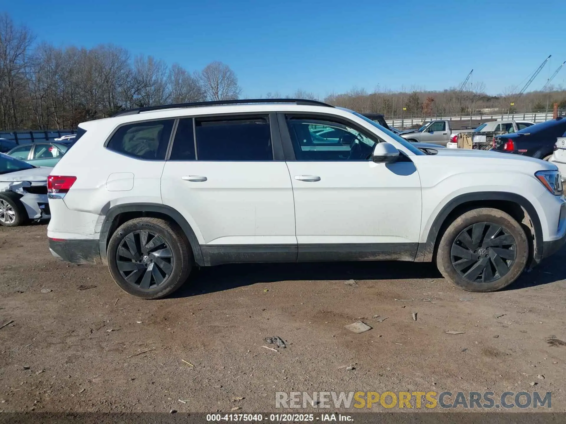13 fotografías del automóvil dañado 1V2JR2CA1RC579472 VOLKSWAGEN ATLAS 2024