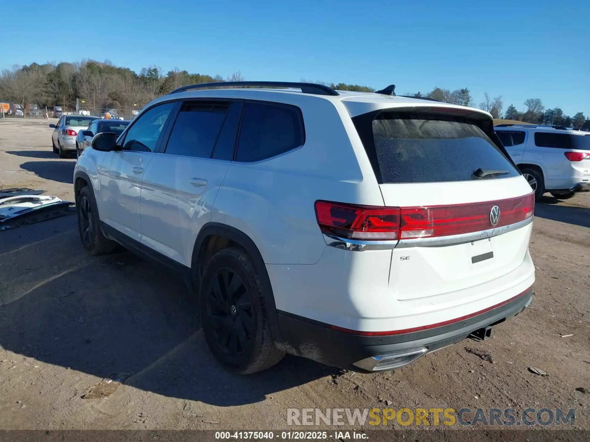 3 fotografías del automóvil dañado 1V2JR2CA1RC579472 VOLKSWAGEN ATLAS 2024