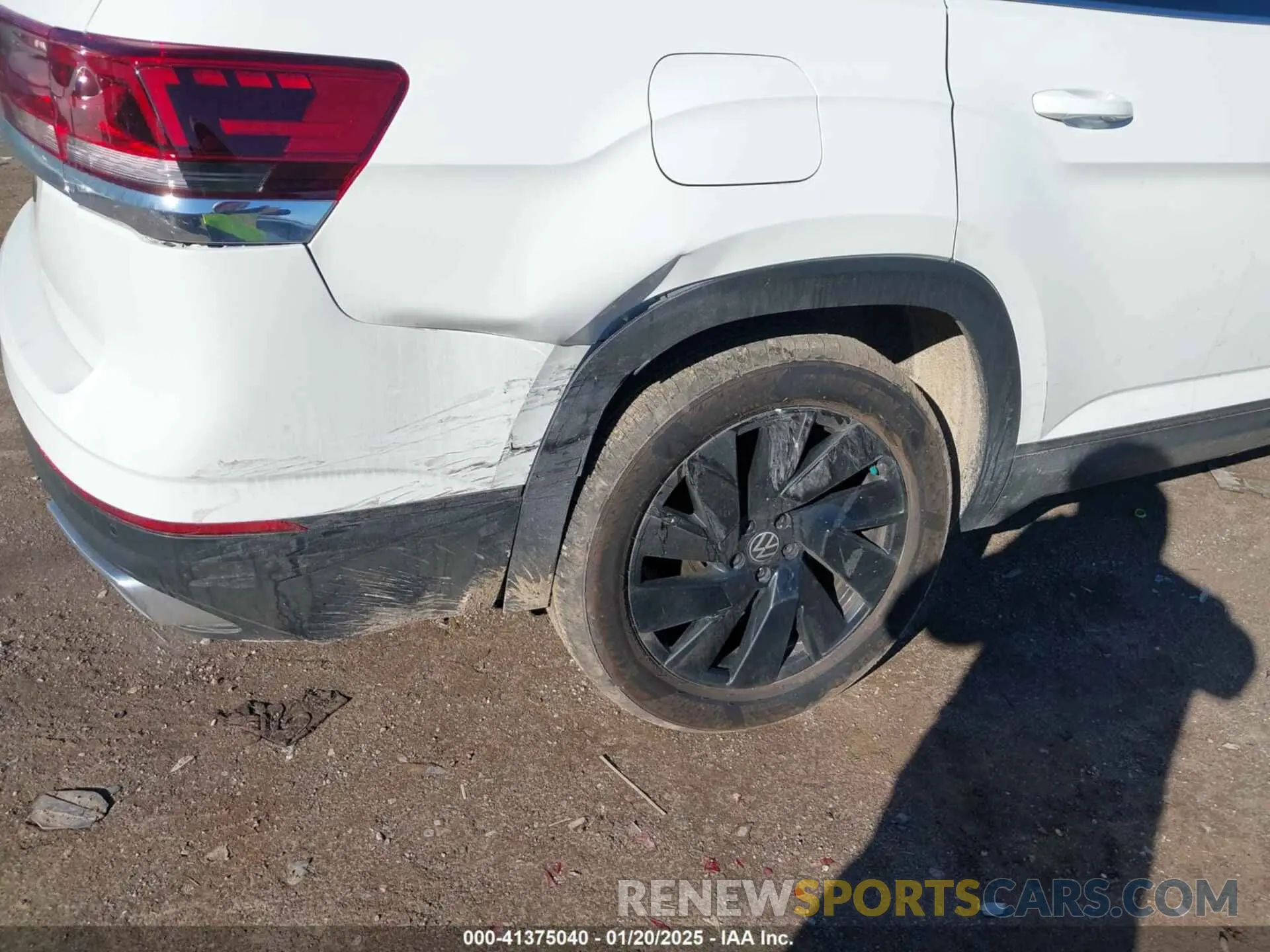 6 fotografías del automóvil dañado 1V2JR2CA1RC579472 VOLKSWAGEN ATLAS 2024