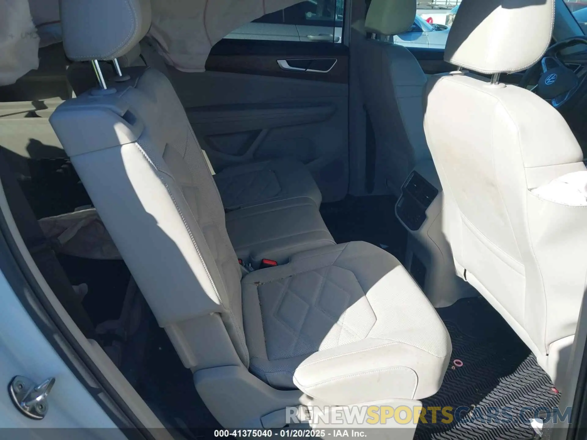 8 fotografías del automóvil dañado 1V2JR2CA1RC579472 VOLKSWAGEN ATLAS 2024