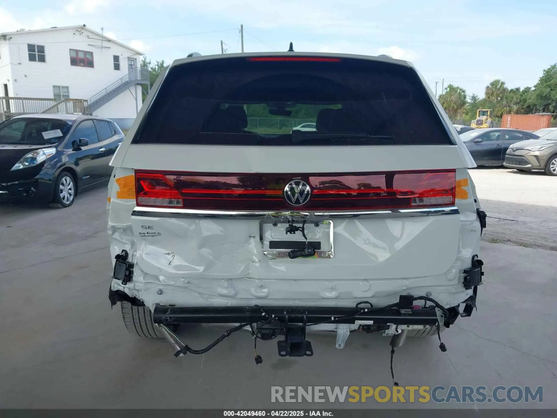 17 fotografías del automóvil dañado 1V2JR2CA1RC616729 VOLKSWAGEN ATLAS 2024