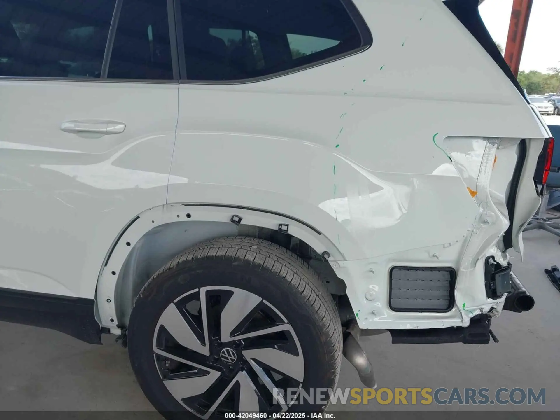 18 fotografías del automóvil dañado 1V2JR2CA1RC616729 VOLKSWAGEN ATLAS 2024