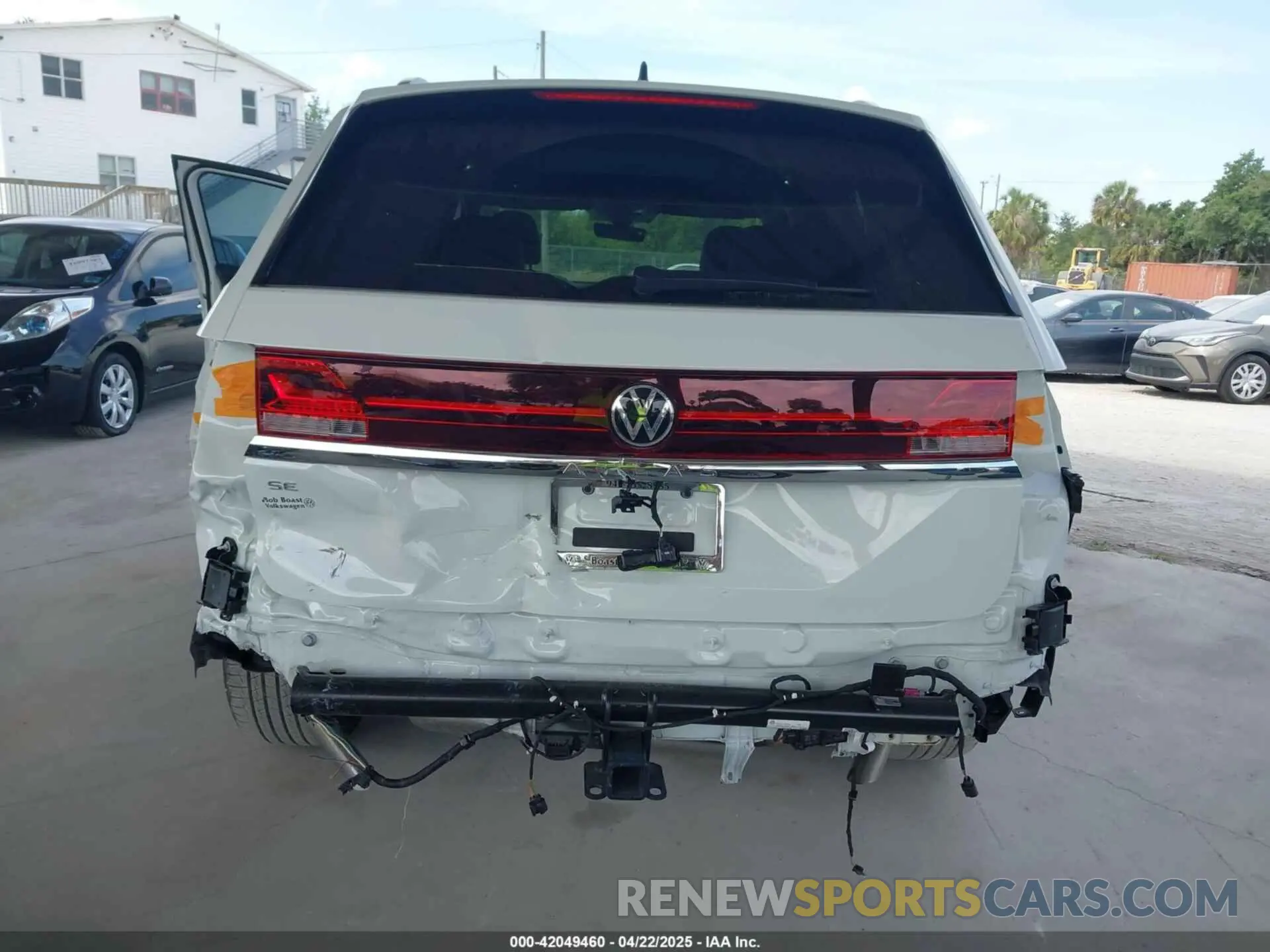 6 fotografías del automóvil dañado 1V2JR2CA1RC616729 VOLKSWAGEN ATLAS 2024