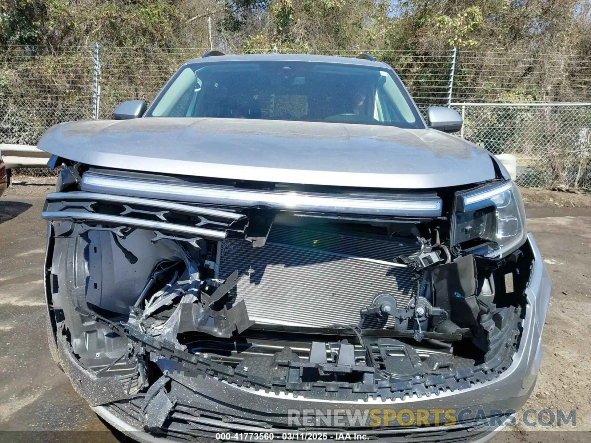 11 fotografías del automóvil dañado 1V2JR2CA2RC518633 VOLKSWAGEN ATLAS 2024