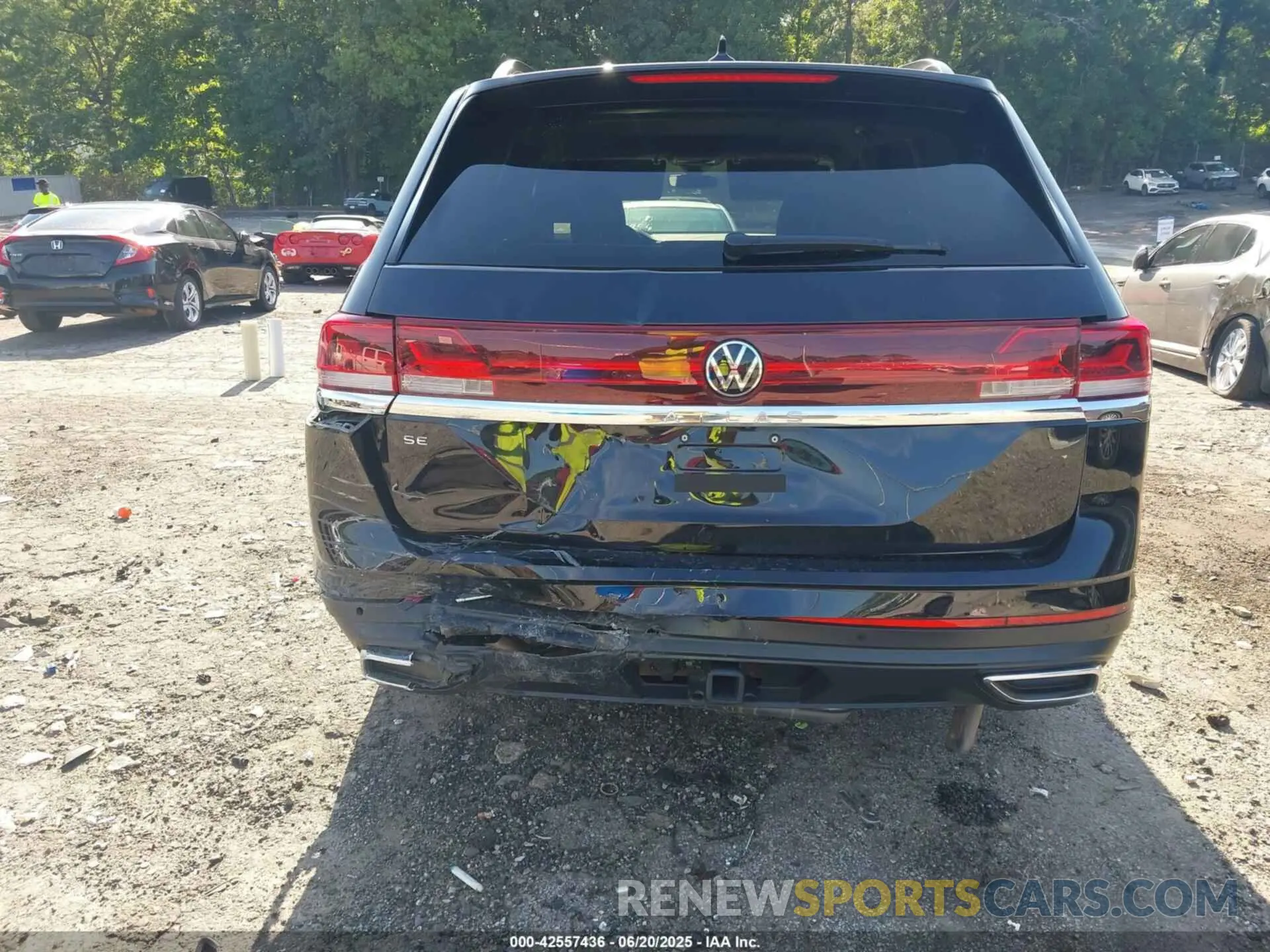 6 fotografías del automóvil dañado 1V2JR2CA3RC554010 VOLKSWAGEN ATLAS 2024