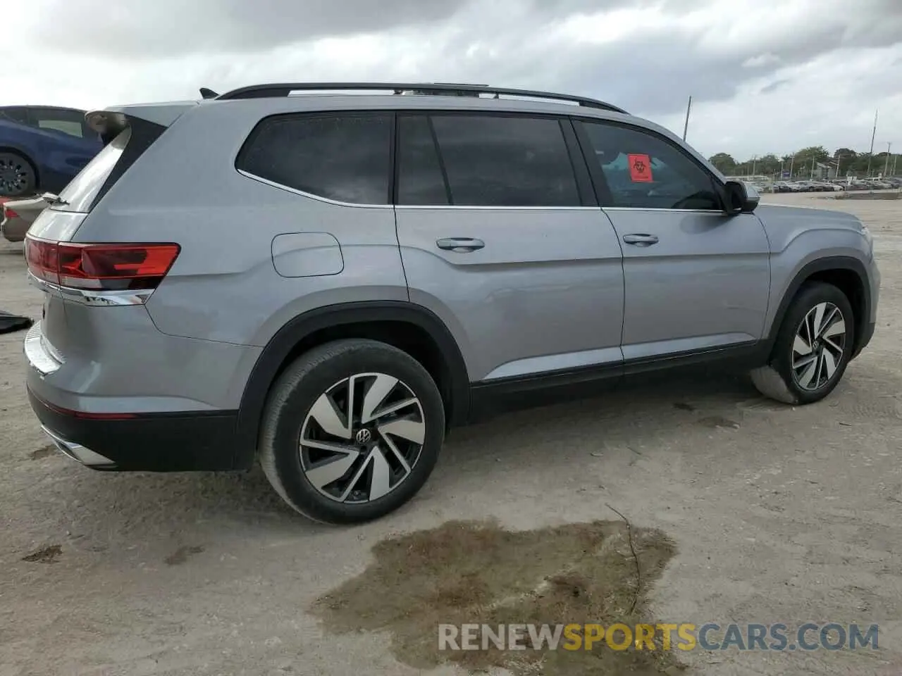 3 fotografías del automóvil dañado 1V2JR2CA3RC575598 VOLKSWAGEN ATLAS 2024