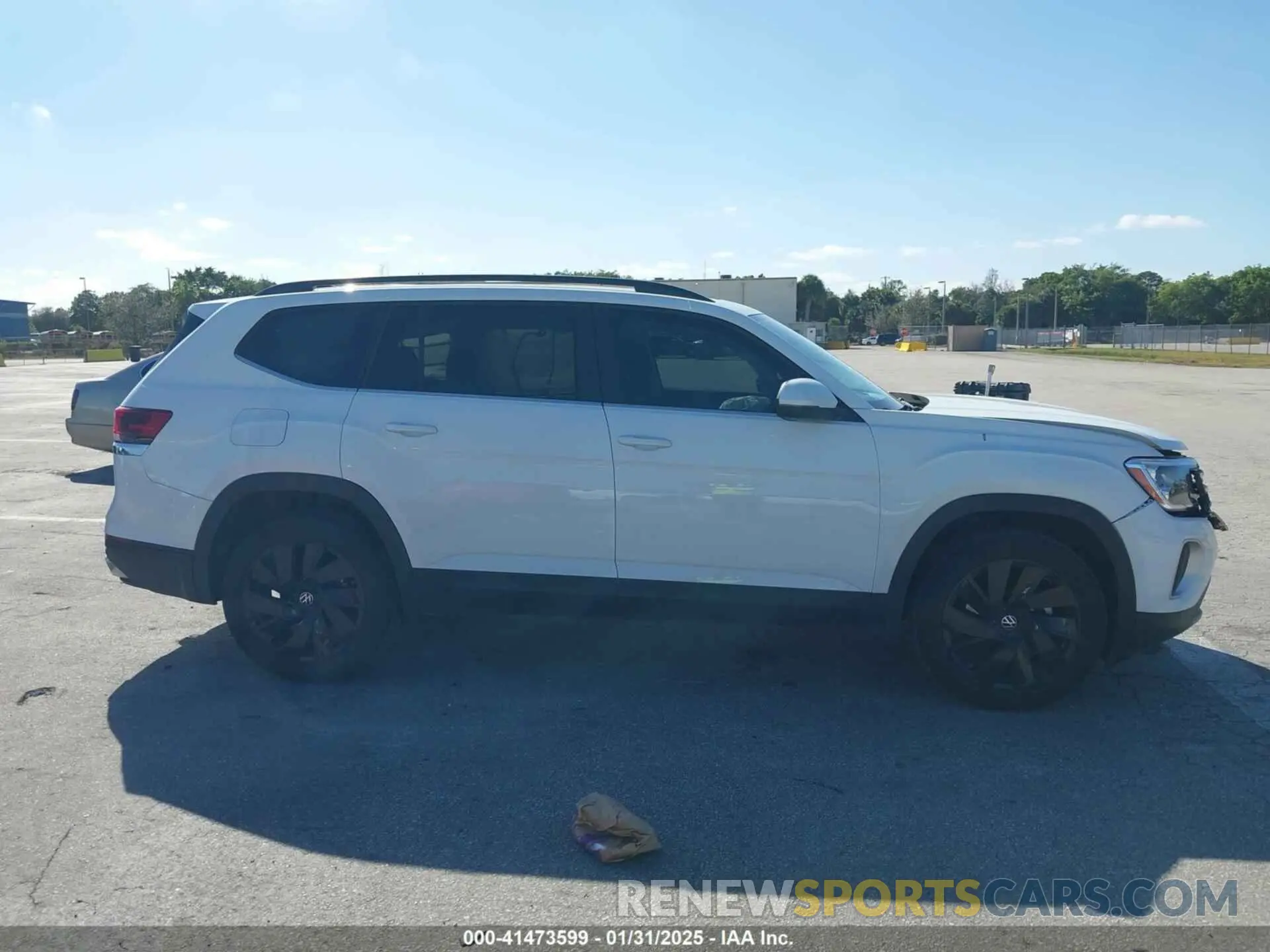 13 fotografías del automóvil dañado 1V2JR2CA6RC551229 VOLKSWAGEN ATLAS 2024