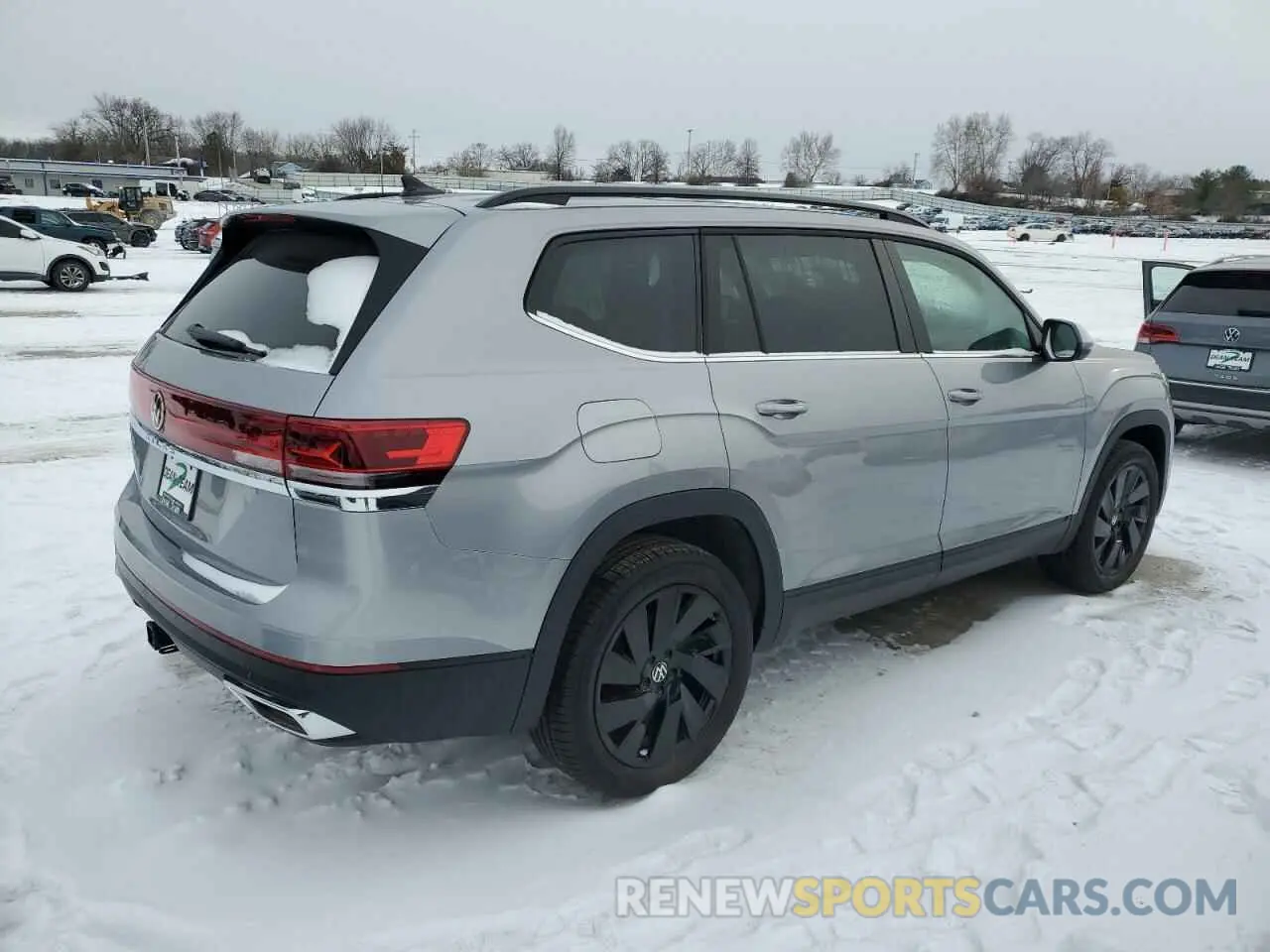 3 fotografías del automóvil dañado 1V2JR2CAXRC574612 VOLKSWAGEN ATLAS 2024