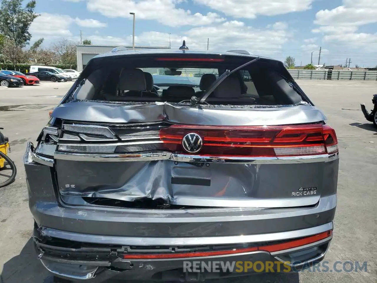 6 fotografías del automóvil dañado 1V2KE2CA3RC215845 VOLKSWAGEN ATLAS 2024
