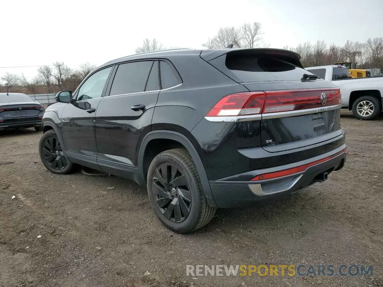 2 fotografías del automóvil dañado 1V2KE2CA6RC226306 VOLKSWAGEN ATLAS 2024