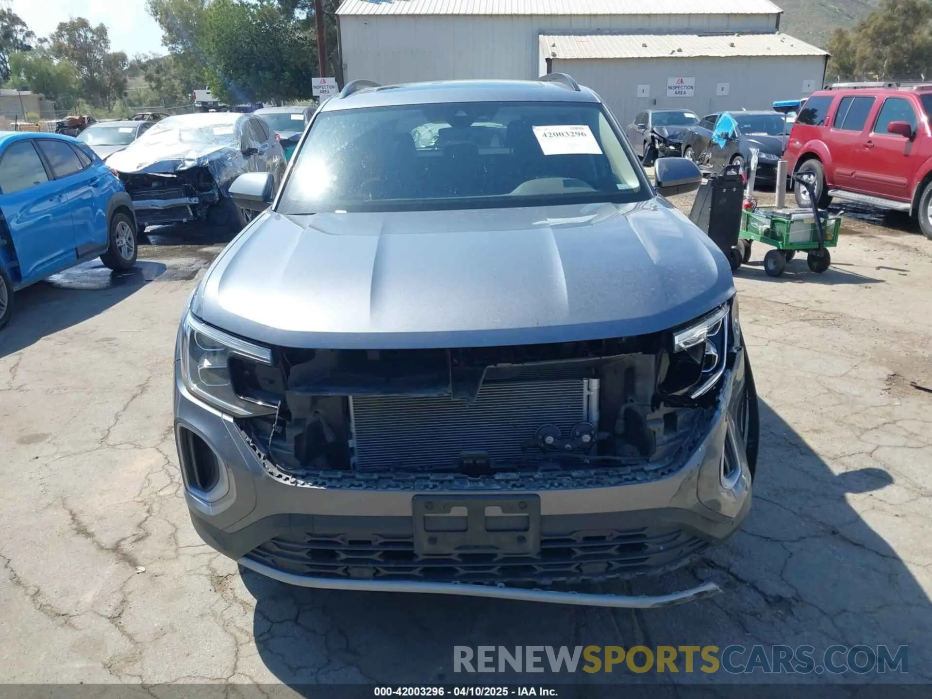 12 fotografías del automóvil dañado 1V2KR2CAXRC502457 VOLKSWAGEN ATLAS 2024