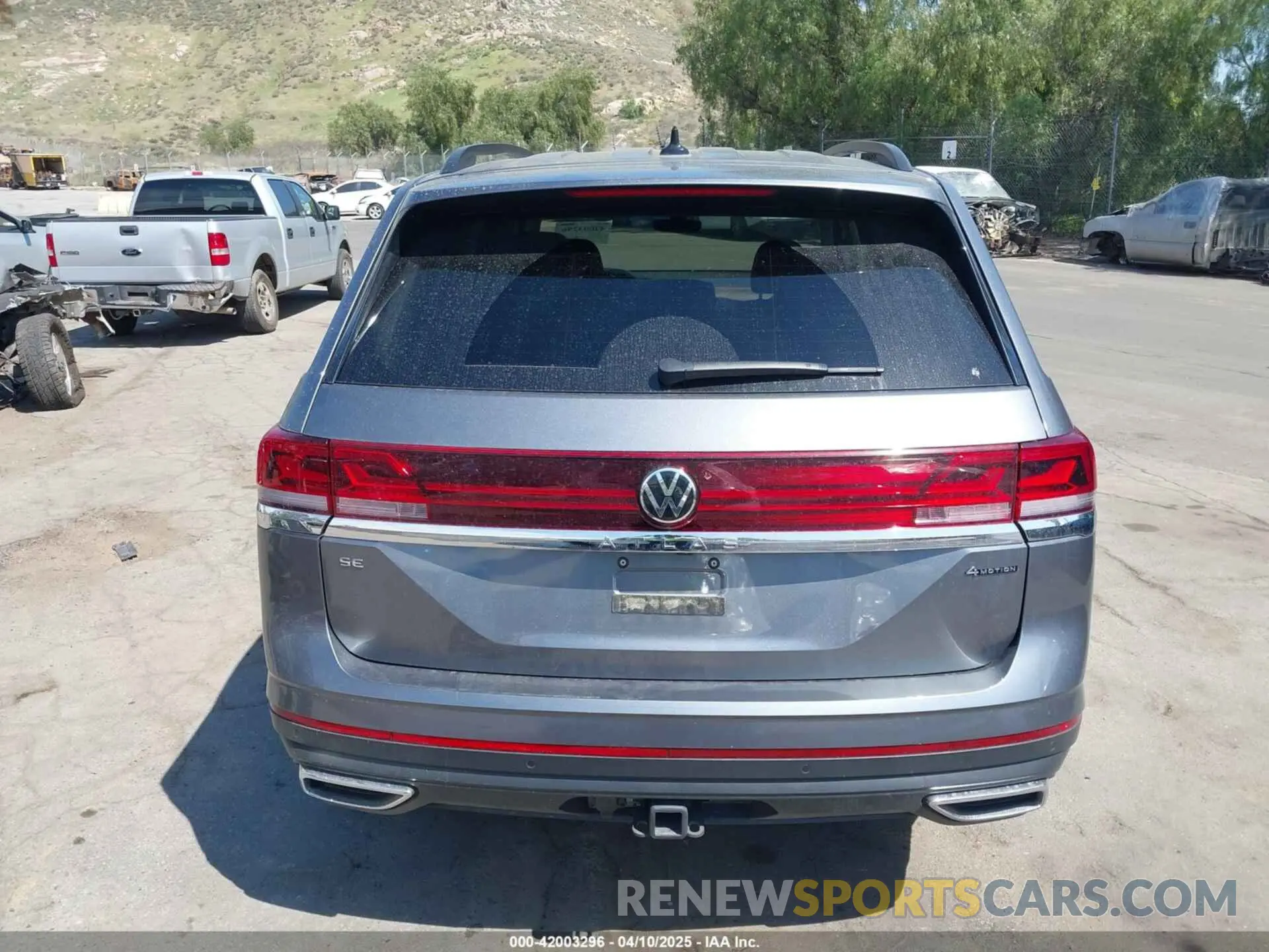 16 fotografías del automóvil dañado 1V2KR2CAXRC502457 VOLKSWAGEN ATLAS 2024