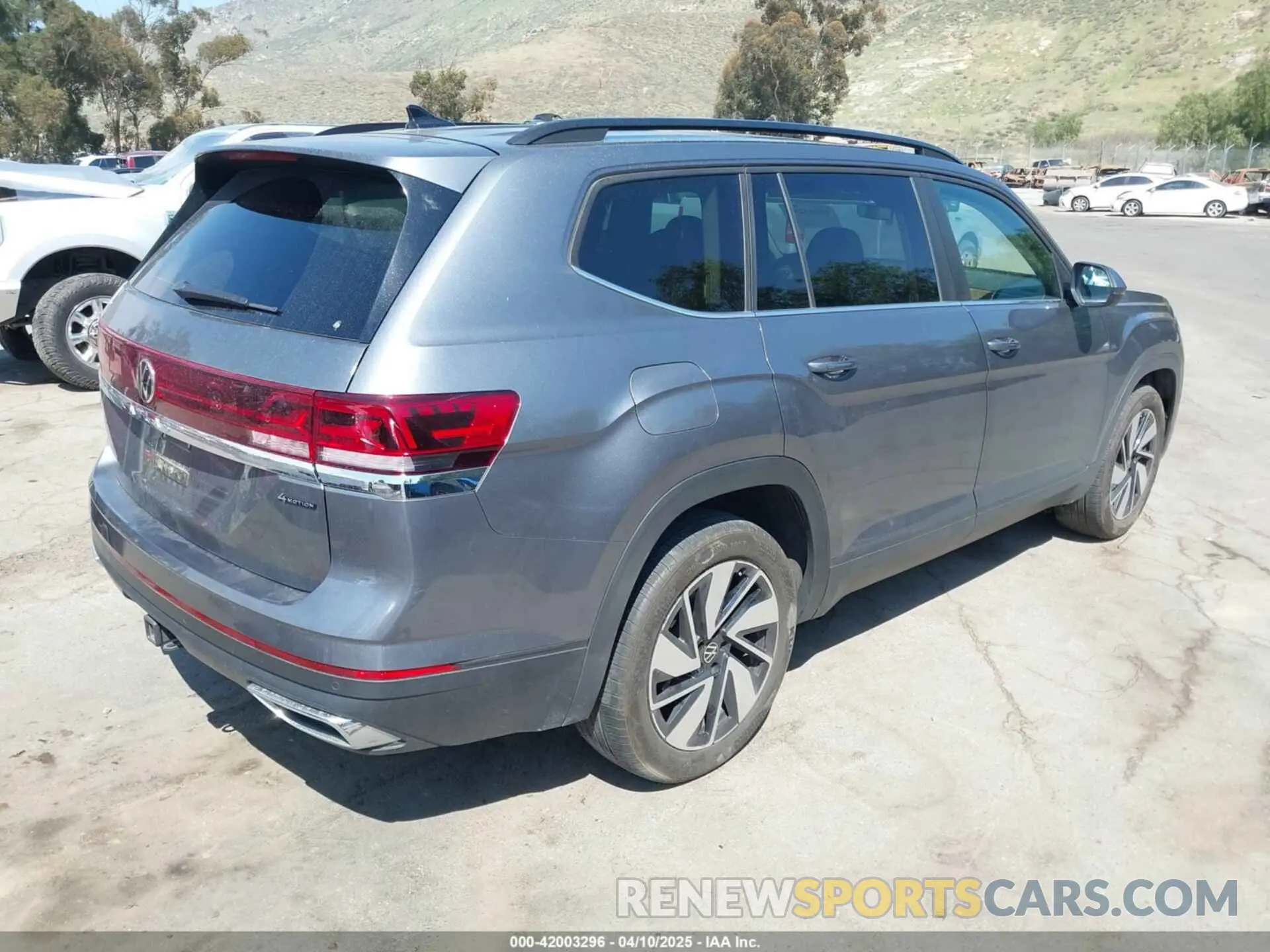4 fotografías del automóvil dañado 1V2KR2CAXRC502457 VOLKSWAGEN ATLAS 2024
