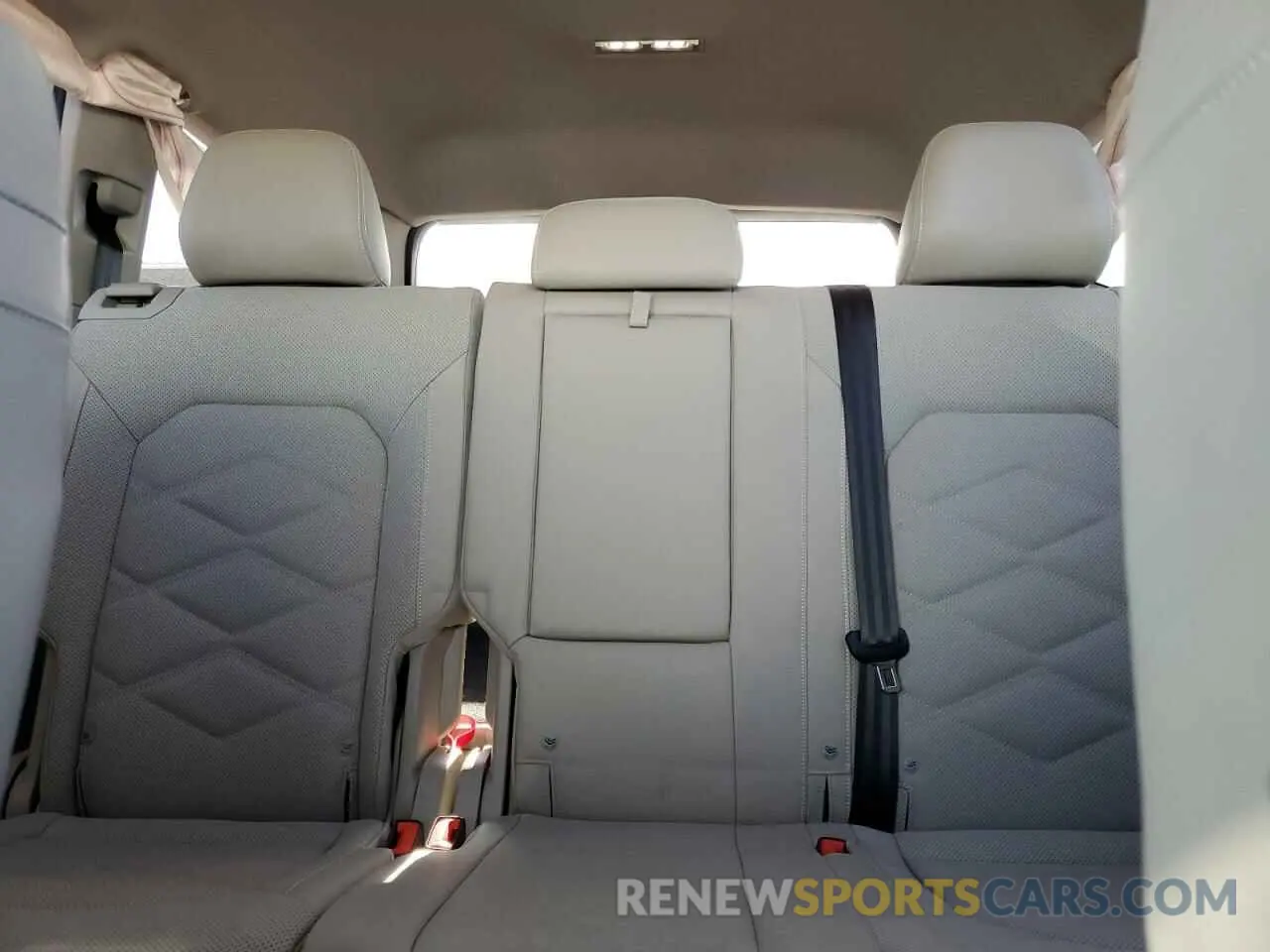 10 fotografías del automóvil dañado 1V2LR2CA2RC509410 VOLKSWAGEN ATLAS 2024