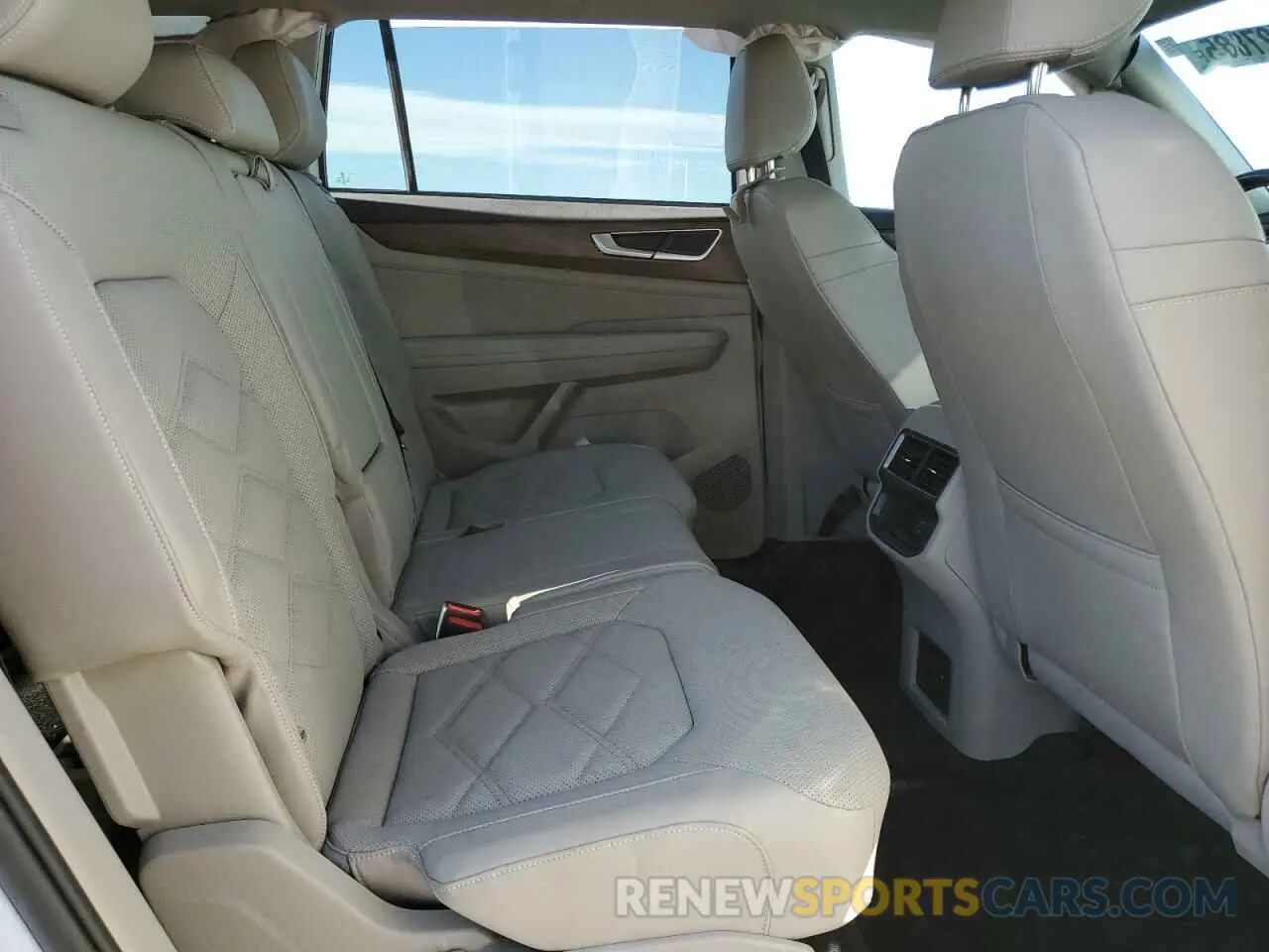 11 fotografías del automóvil dañado 1V2LR2CA2RC509410 VOLKSWAGEN ATLAS 2024
