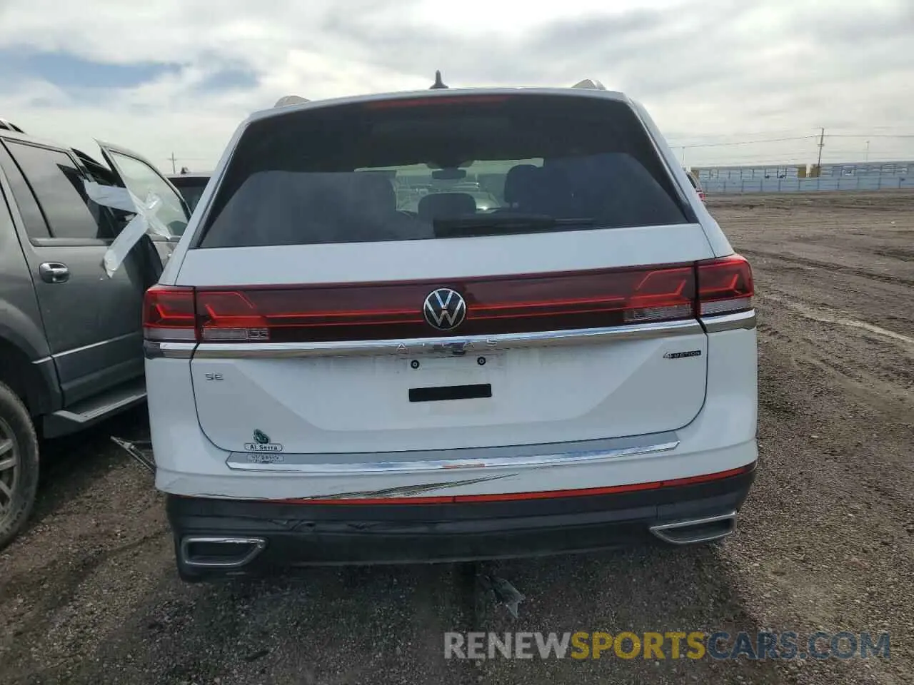 6 fotografías del automóvil dañado 1V2LR2CA2RC509410 VOLKSWAGEN ATLAS 2024