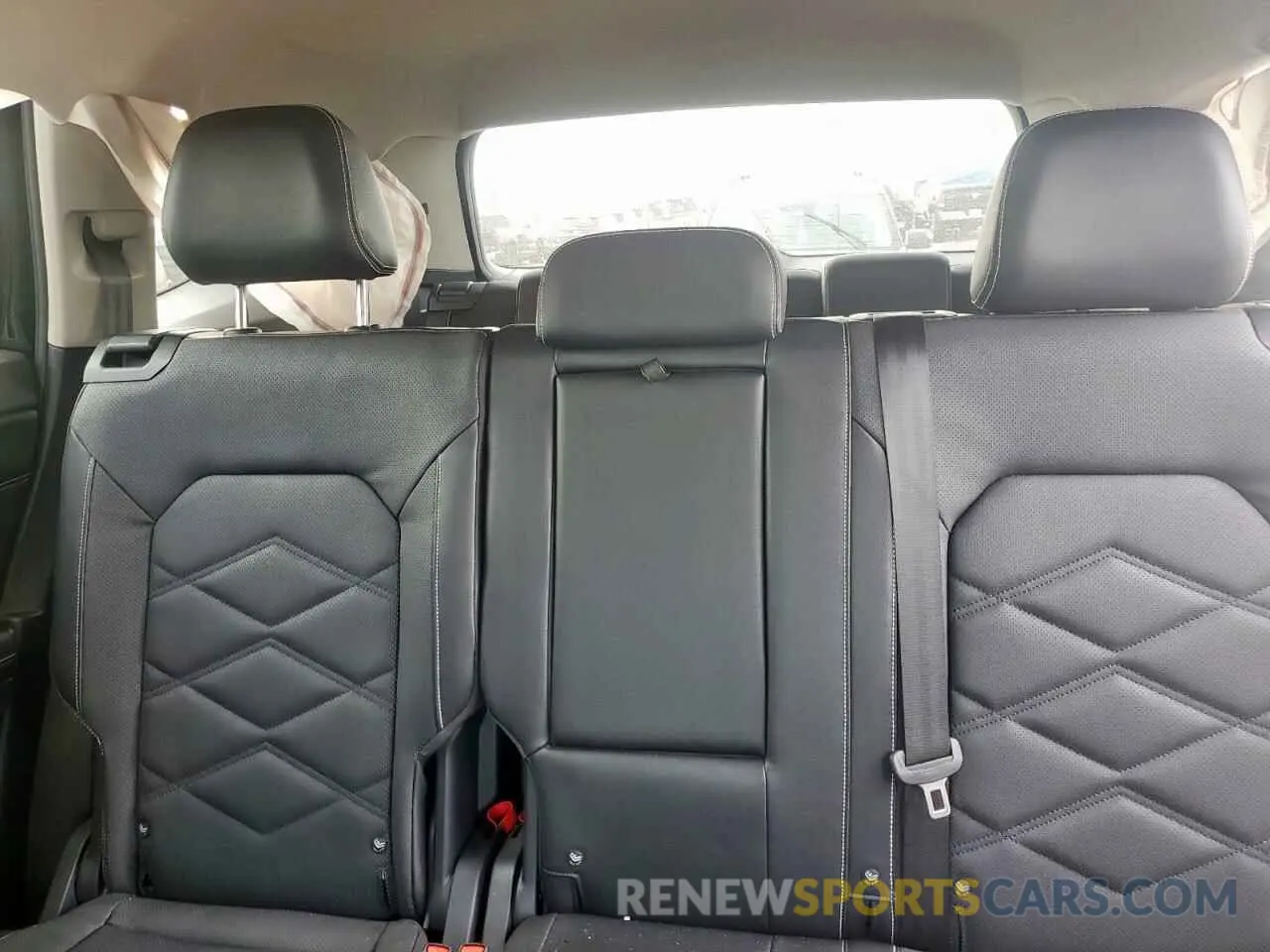 10 fotografías del automóvil dañado 1V2WR2CA2RC520906 VOLKSWAGEN ATLAS 2024